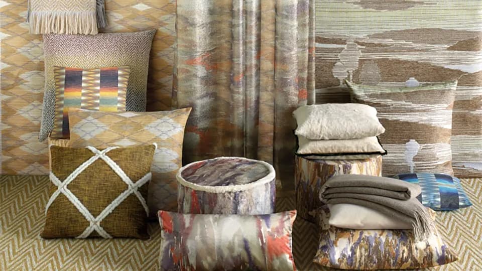 Where to look for cozy gifts for the New Year: warm blankets, soft carpets and bright pillows Missoni Home