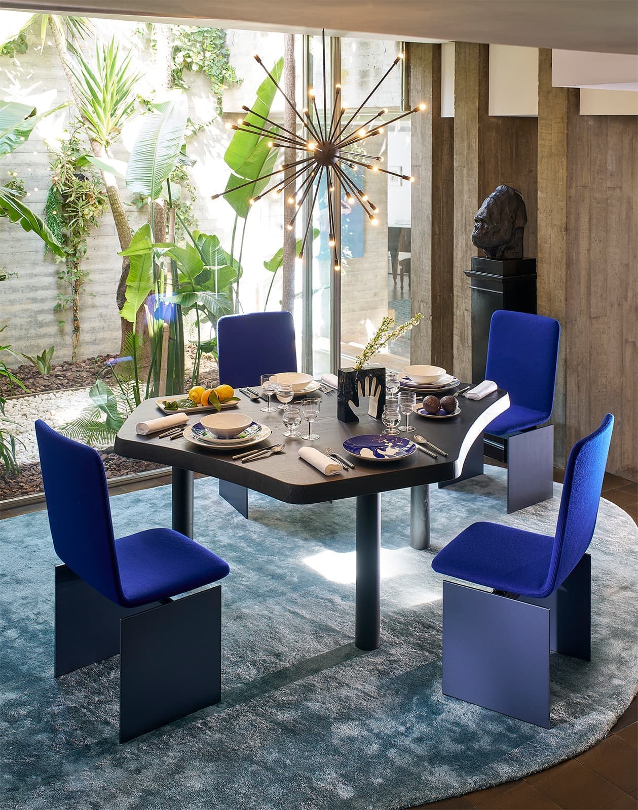Cassina и Шарлотта Перриан