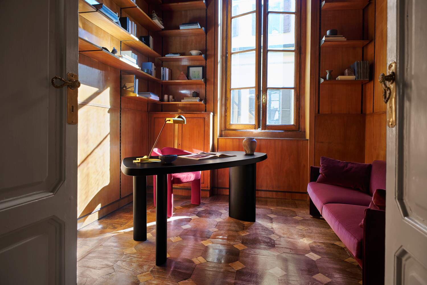 Petit Bureau en forme libre