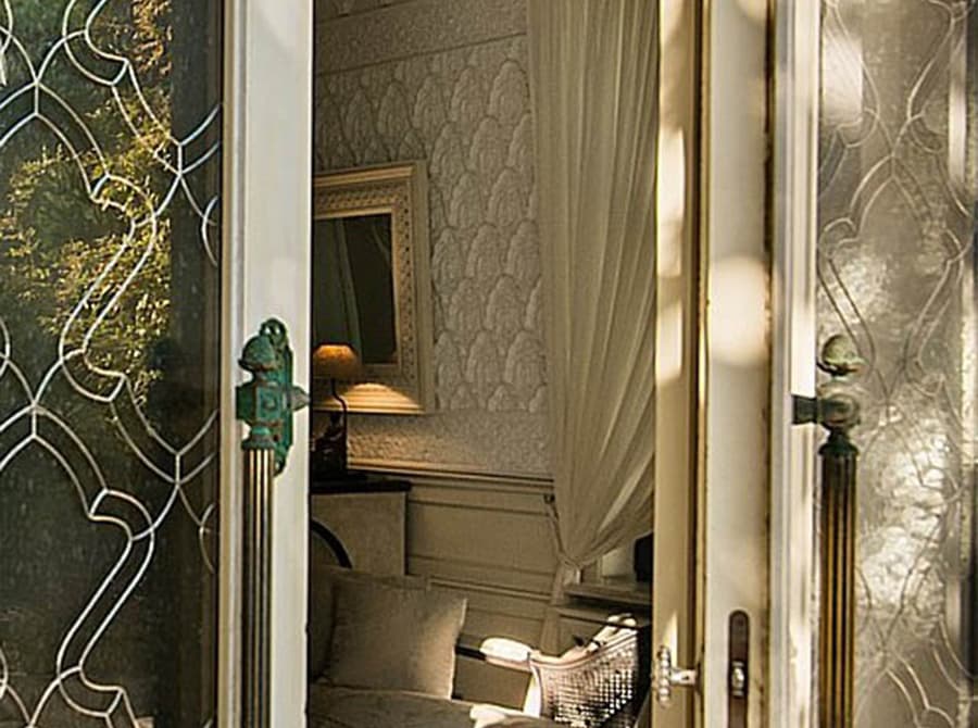 Фабрика L’Origine оформила отель Villa SOFIA